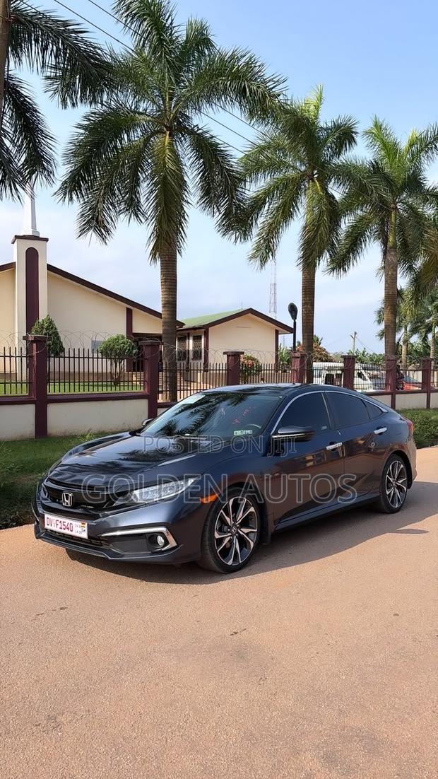 Honda Civic Touring Sedan 2020