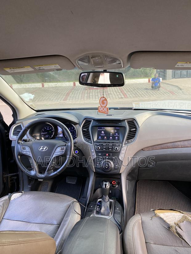 Hyundai Santa Fe 2018 Black
