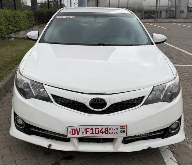 Toyota Camry 2014 White