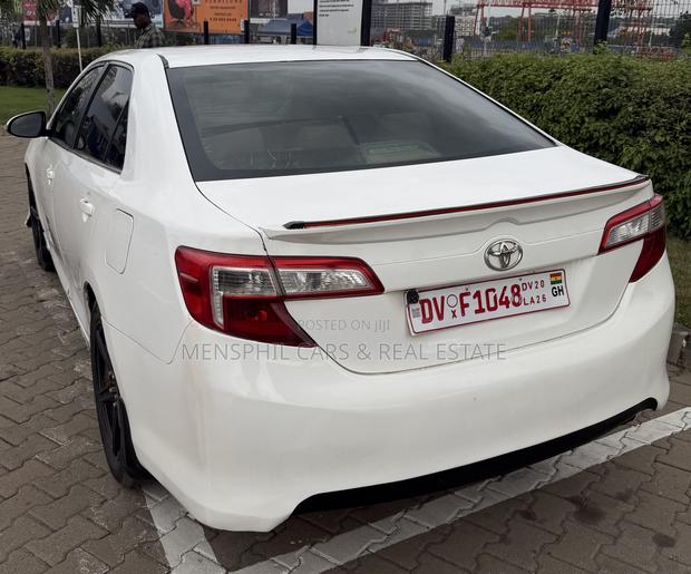Toyota Camry 2014 White
