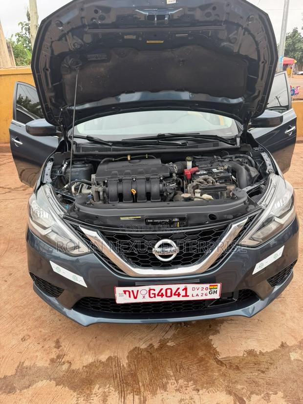 Nissan Sentra SV 2018 Blue