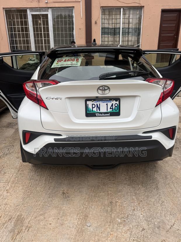 Toyota C-HR Limited FWD 2019 White
