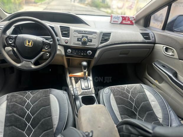 Honda Civic 2012 Gray