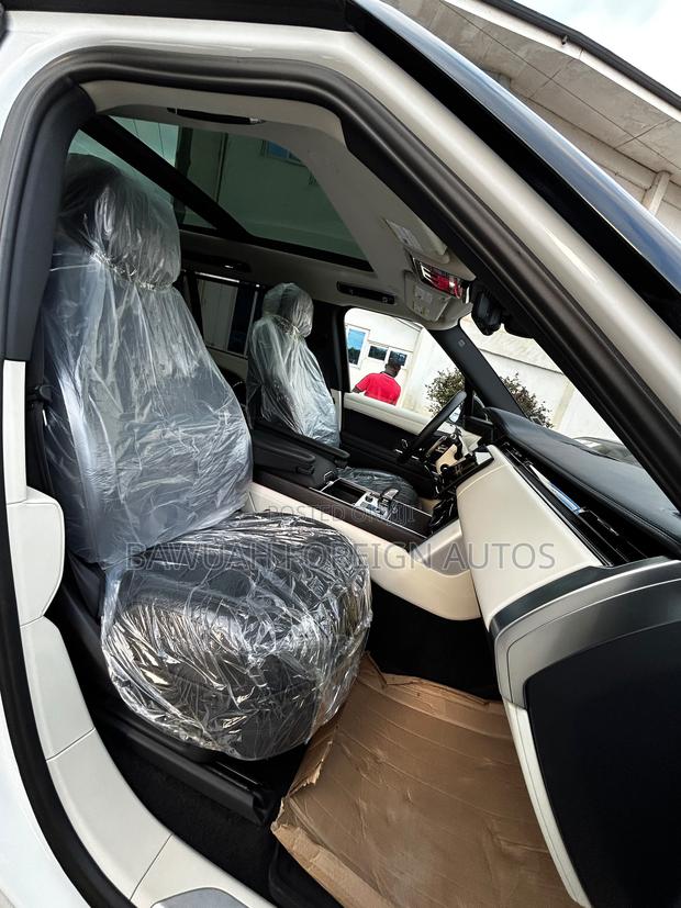 Land Rover Range Rover Vogue 2022 White