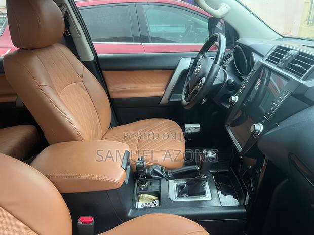 Toyota Land Cruiser Prado 2.7 2017 Black