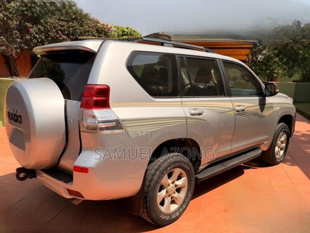 Toyota Land Cruiser Prado 2.7 i 2012 Silver