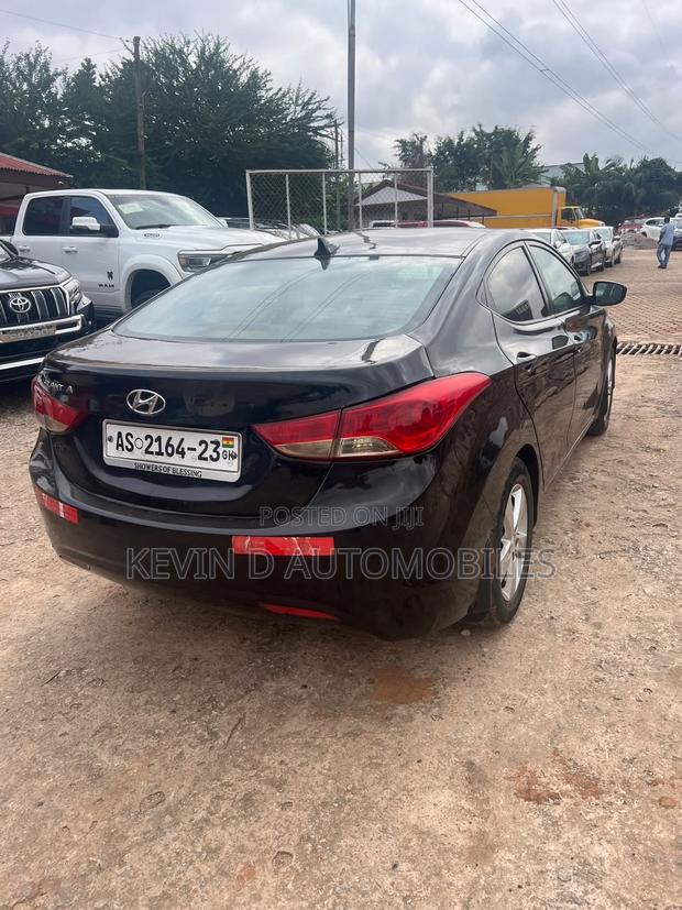 Hyundai Elantra GLS Sedan FWD (1.8L 4cyl 6M) 2013 Black
