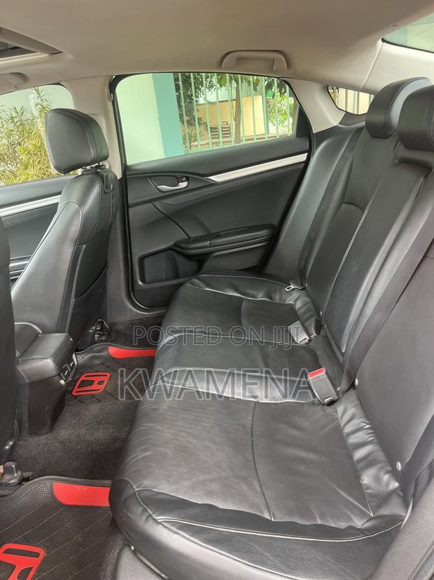 Honda Civic Touring 4dr Sedan (1.5L 4cyl) 2017 Black