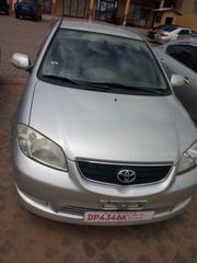 Toyota Yaris Base Sedan 4dr 2010 Silver for sale