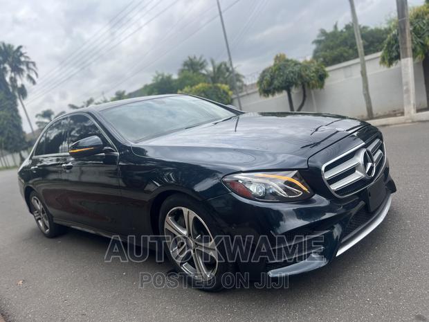 Mercedes-Benz E300 2017 Black
