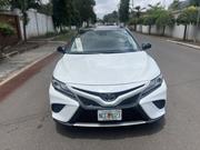 Toyota Camry XSE (2.5L 4cyl 8A) 2019 White for sale