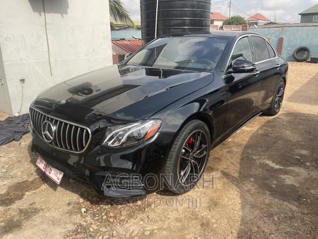 Mercedes-Benz E300 2017 Black