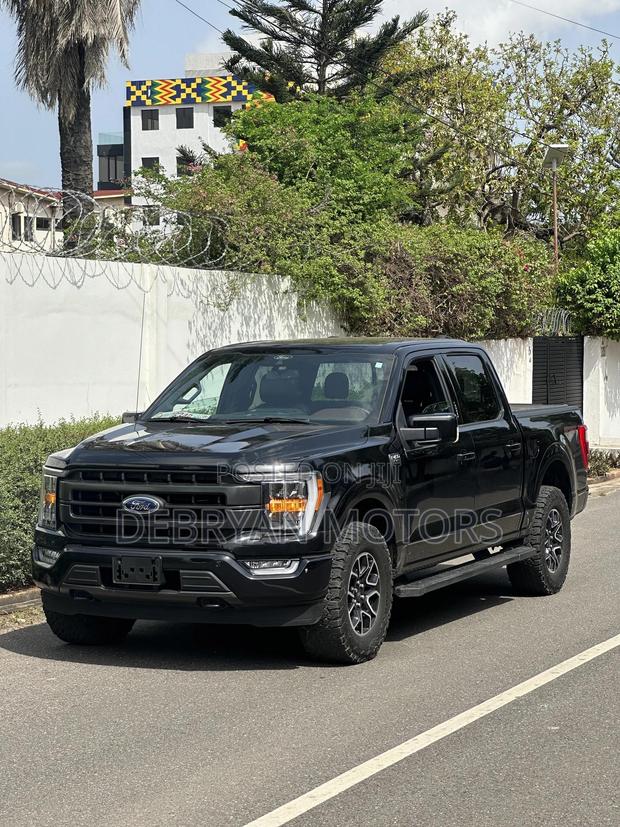 Ford F-150 LARIAT 2021 Black