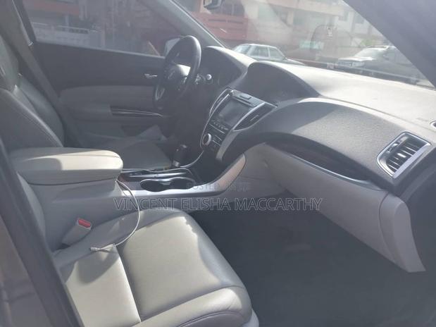 Acura TLX Base FWD (2.4L 4cyl 8M) 2016 Black
