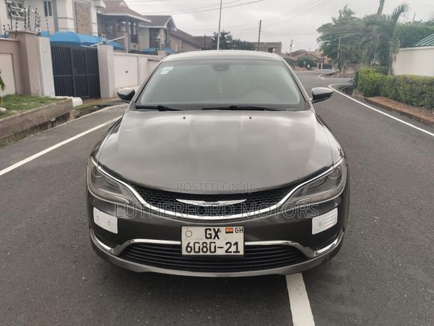 Chrysler 200 Limited 2017 Gray