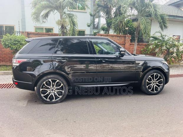 Land Rover Range Rover Sport HSE Td6 4x4 (3.0L 6cyl 8A) 2016 Black