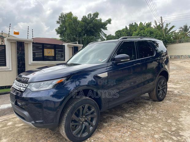Land Rover Discovery HSE 4x4 2018 Blue