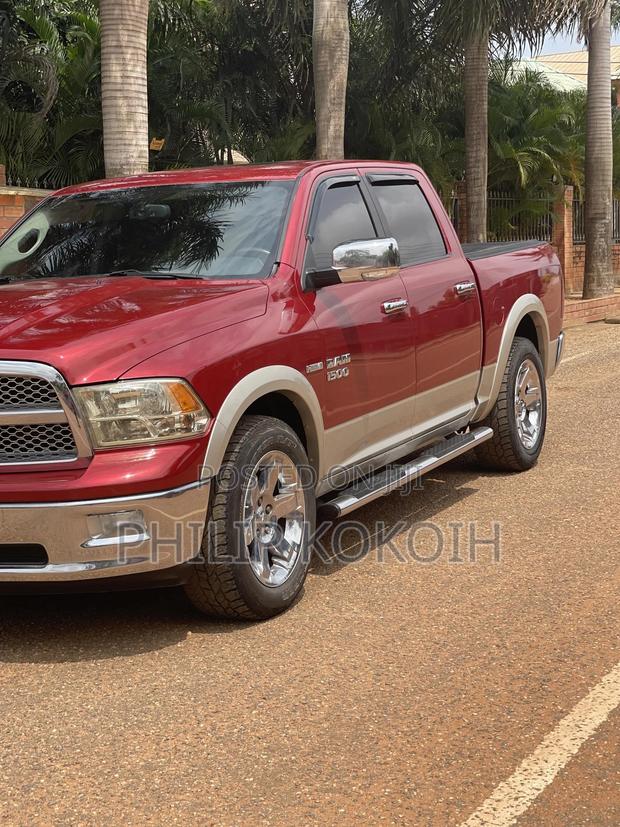 Dodge RAM 1500 Crew Cab 4x4 Laramie 2010 Red