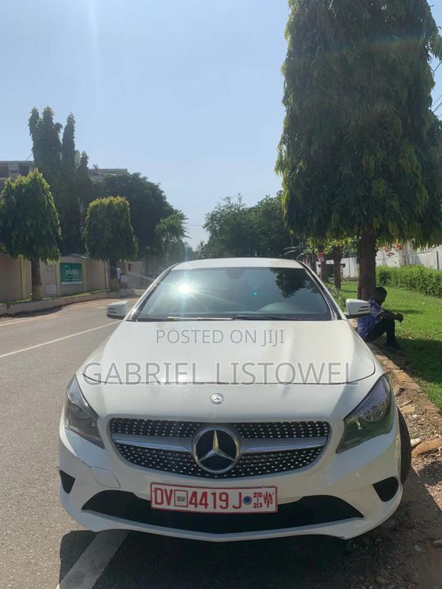 Mercedes-Benz CLA-Class 2016 Off white