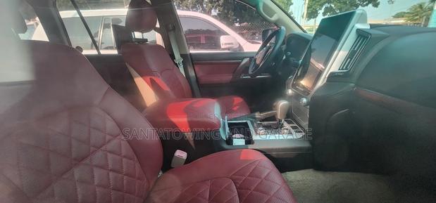 Toyota Land Cruiser 4.0 V6 GX-R 2014 Black