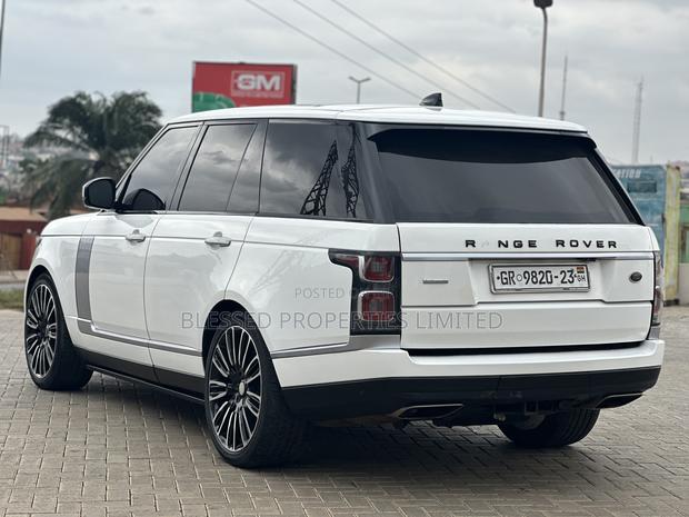 Land Rover Range Rover Vogue 2021 White