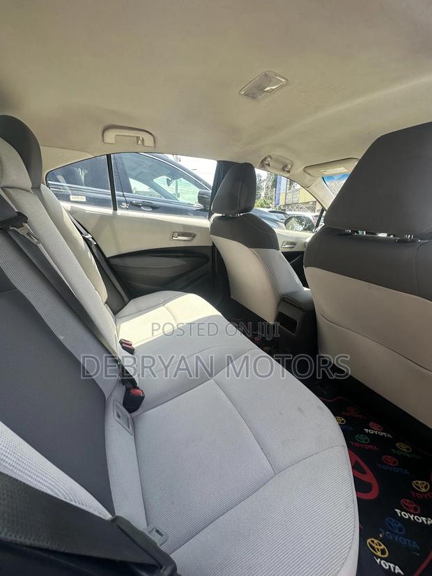 Toyota Corolla LE 2021 Black