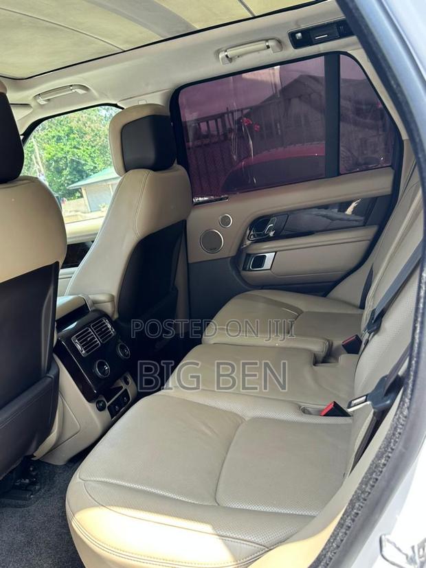 Land Rover Range Rover Vogue 2021 White