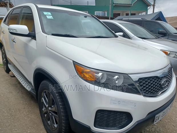 Kia Sorento 2017 White