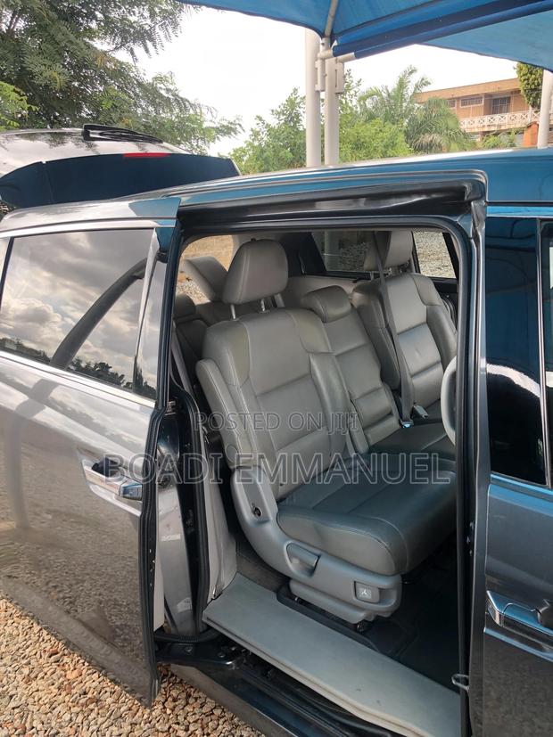Honda Odyssey 2011 Silver
