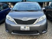 Toyota Sienna LE 8 Passenger 2012 Gray for sale