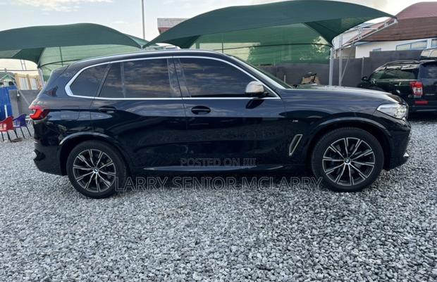 BMW X5 M50i AWD 2020 Black