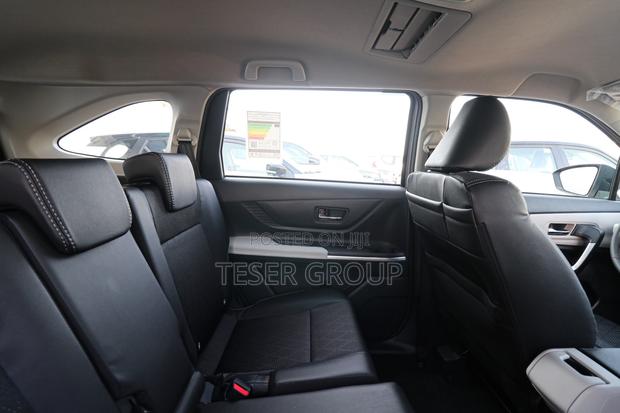 New Toyota Veloz 2023 Red