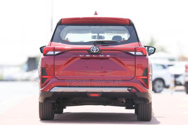 New Toyota Veloz 2023 Red
