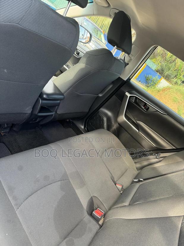 Toyota RAV4 2020 Gray