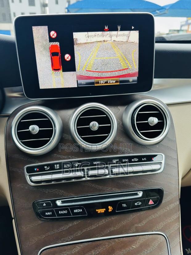 Mercedes-Benz GLC-Class 2019 Red