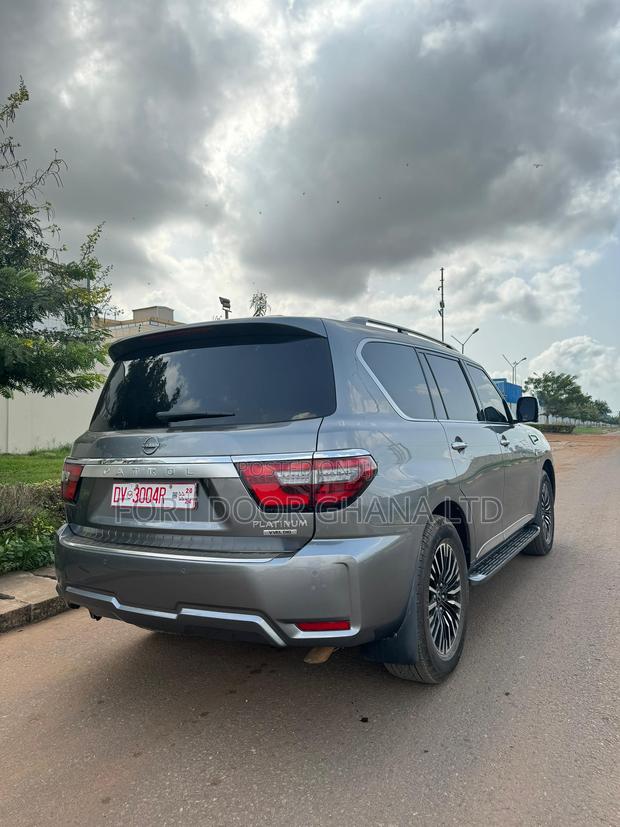 Nissan Patrol 2019 Gray