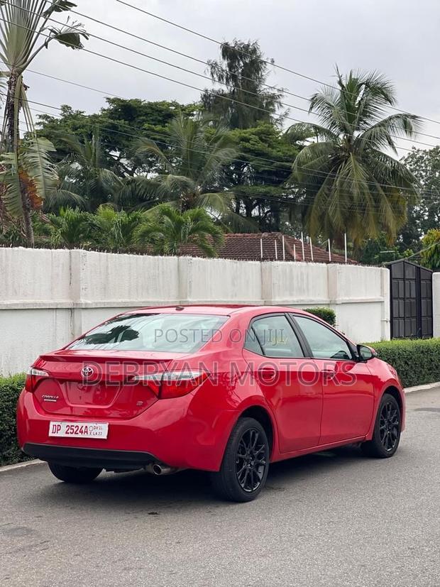 Toyota Corolla S w/Special Edition Pkg (1.8L 4cyl CVT) 2016 Red