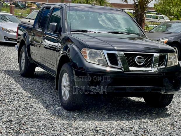Nissan Frontier 2016 Black