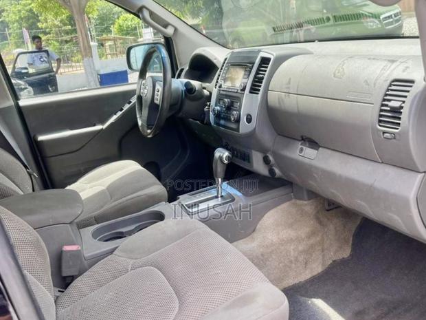 Nissan Frontier 2016 Black