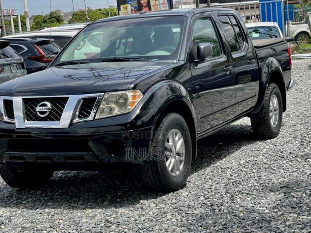 Nissan Frontier 2016 Black