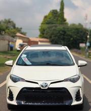 Toyota Corolla SE (1.8L 4cyl 6M) 2019 White for sale
