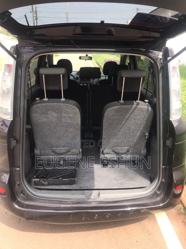 Toyota Sienta 2013 White