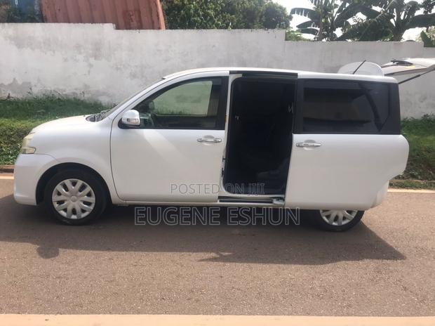Toyota Sienta 2013 White