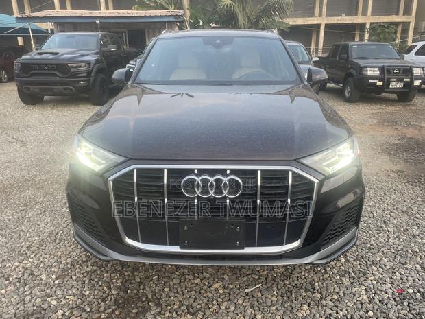 Audi Q7 Prestige 2020 Burgundy