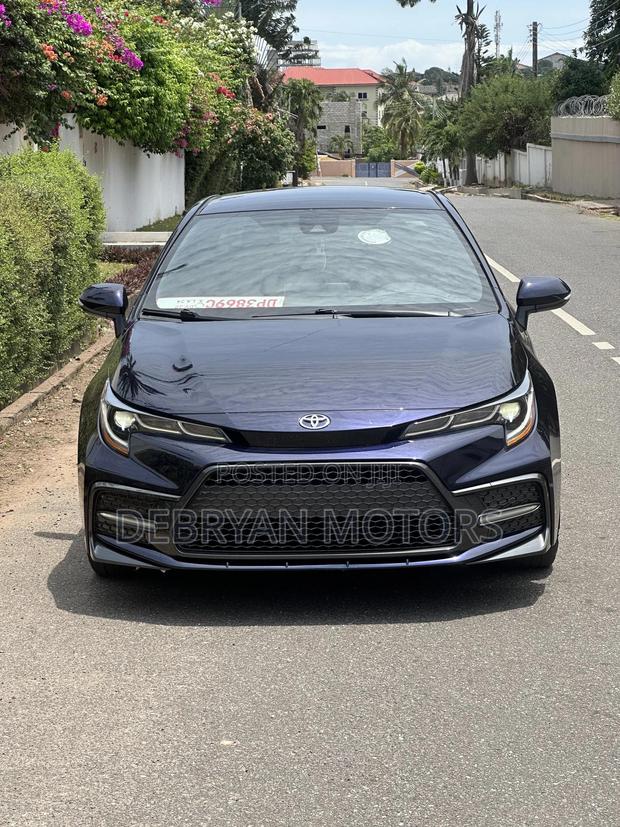 Toyota Corolla SE 2020 Blue