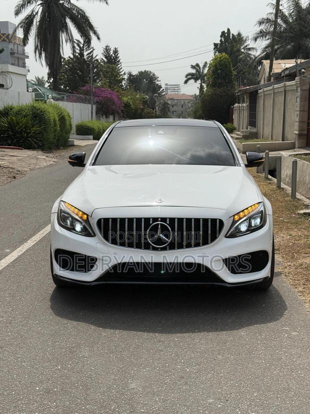 Mercedes-Benz C43 4Matic Sedan AWD (3.0L V6 9AM) 2017 White
