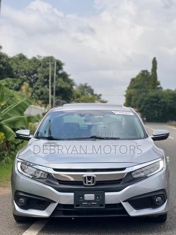 Honda Civic Touring 4dr Sedan (1.5L 4cyl) 2016 Silver