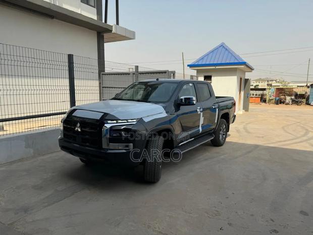 New Mitsubishi L200 2024 Silver