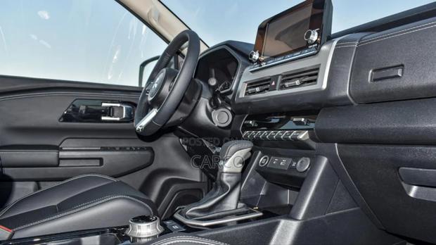 New Mitsubishi L200 2024 Silver