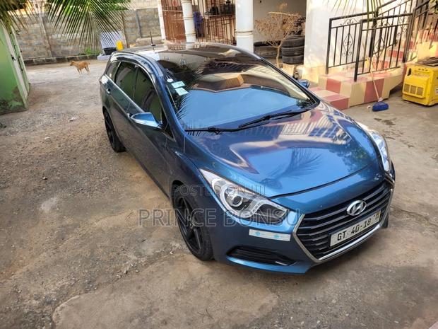 Hyundai i40 2016 Blue